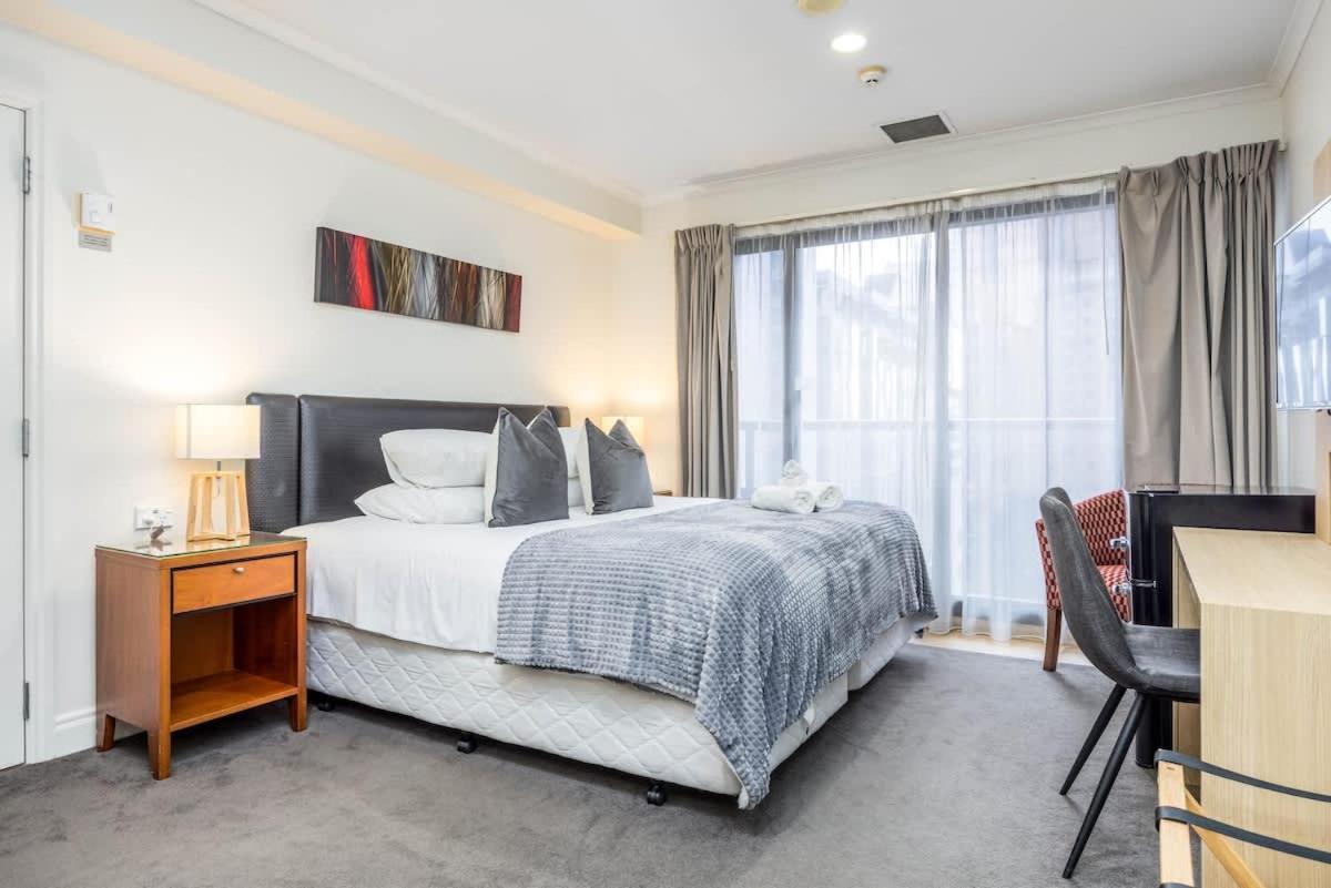 Highrise Studio Apartment W/ Ac, Pool & Gym In Auckland Cbd Exterior photo