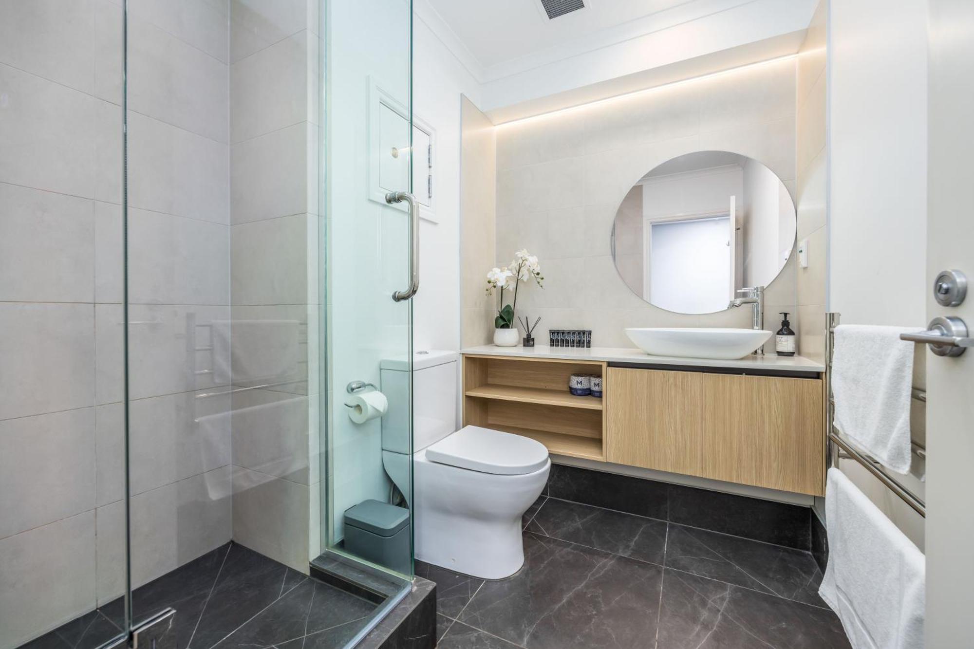 Highrise Studio Apartment W/ Ac, Pool & Gym In Auckland Cbd Exterior photo